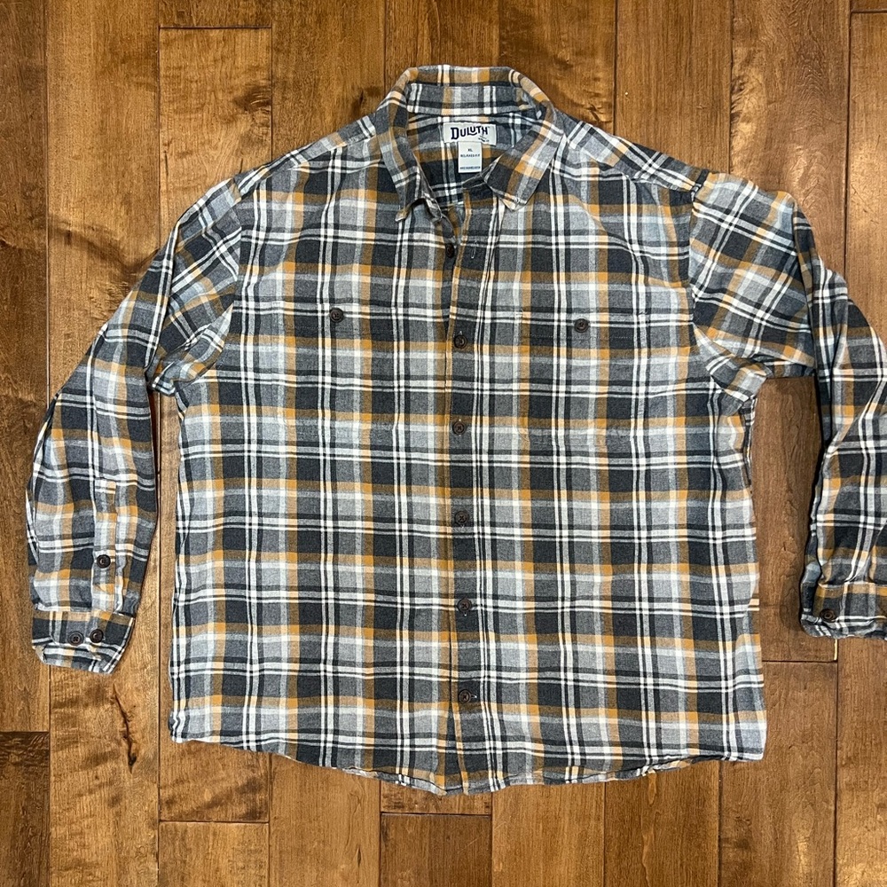 Duluth Trading Co Flannel Button Down Shirt - XL